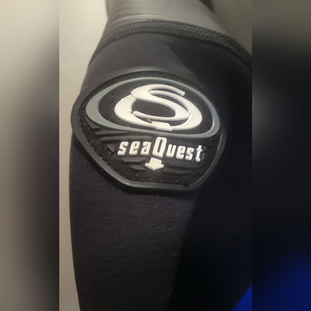 Sequest Full Body Wetsuit-Small - Picture 2 of 8